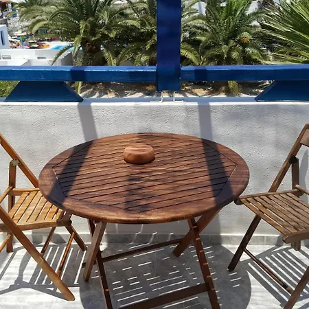 Spyros Santorini 公寓 *