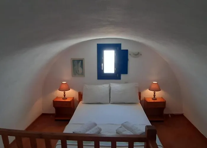 شقة Spyros Santorini *