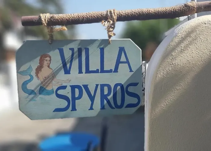 Spyros Santorini *