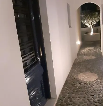 Spyros Santorini Perissa (Santorini)